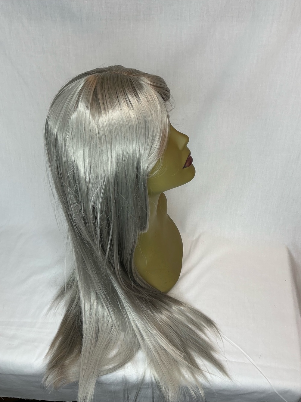 2153 - Stylish Long Silver Women's Wig with Side Bangs - Picture 4 of 4